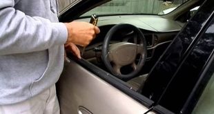 Car Window Stuck In Door: A Common Issue Faced By Vehicle Owners