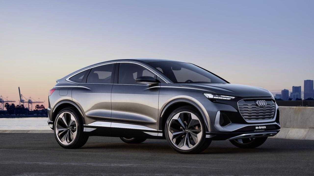 Audi Q4 e-tron 2024
