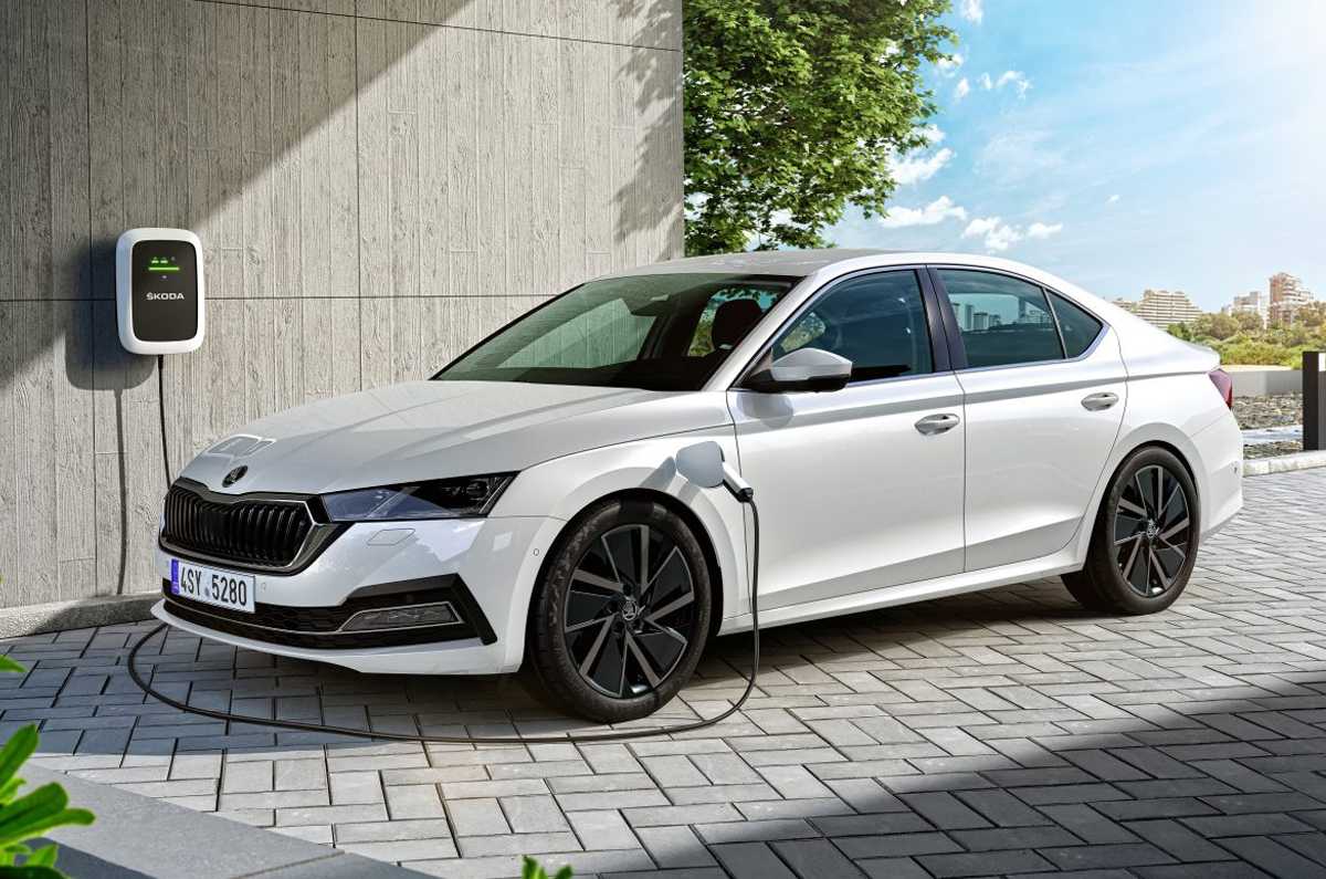 Prepare for Thrills: Skoda Octavia Update 2024 - Redefining Performance!
