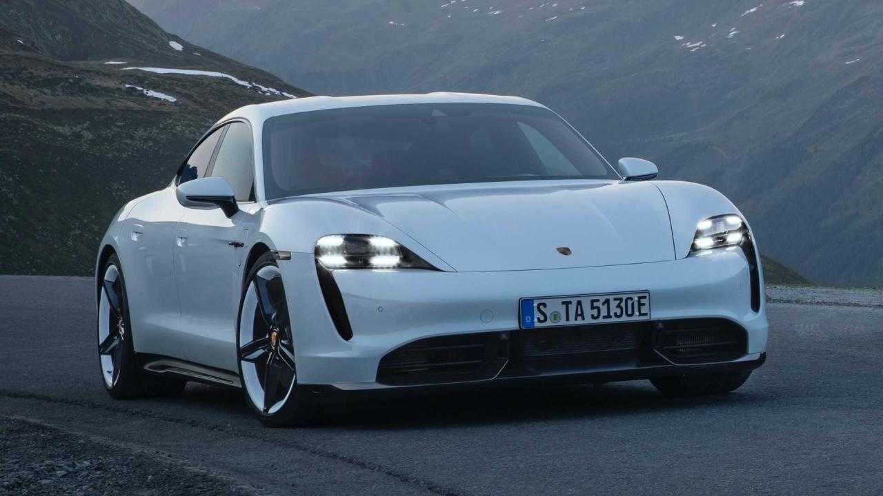 Unleash Innovation: Porsche Updated Taycan 2024 - Where Electric Meets Performance!
