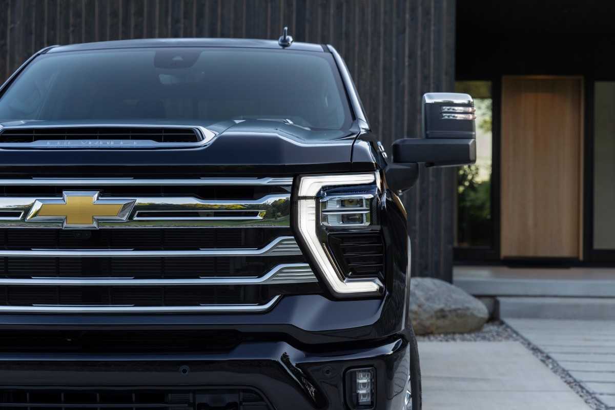 Chevrolet Silverado HD 2024
