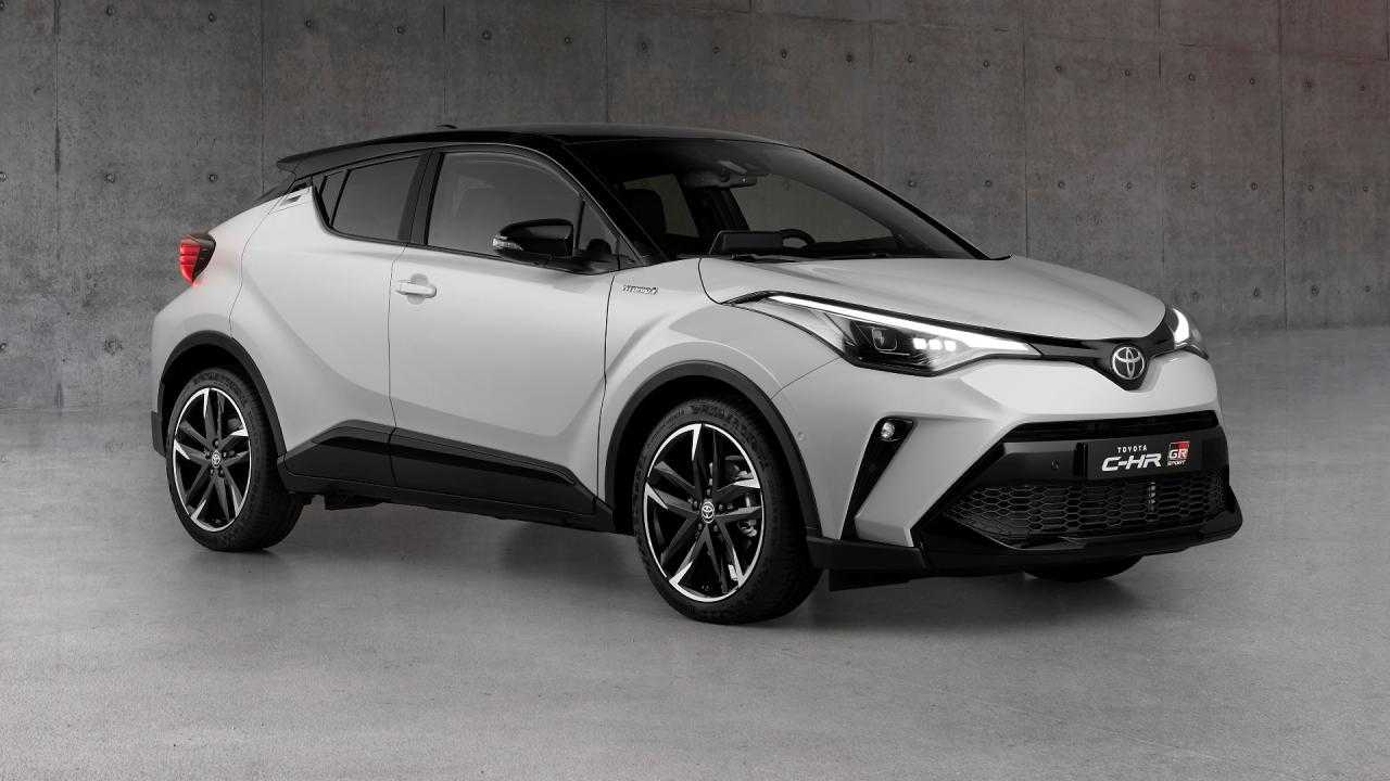 Drive in Style: Toyota C-HR 2024 - Where Sporty Meets Sophistication!
