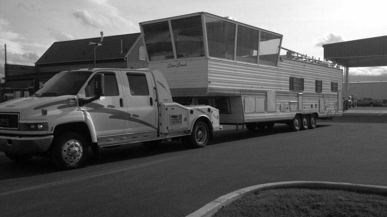 Truck Rental With 5th Wheel Hitch
