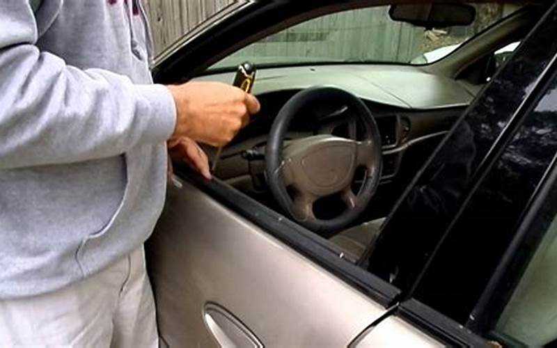 Car Window Stuck In Door: A Common Issue Faced By Vehicle Owners